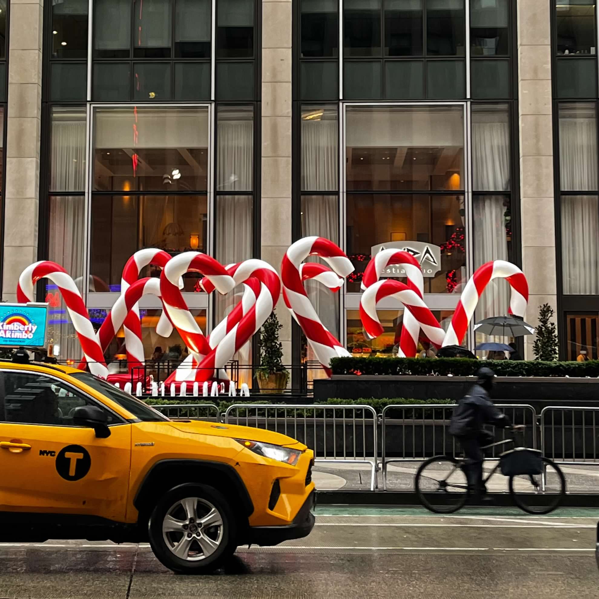 How to Plan a Festive NYC Christmas Weekend Trip